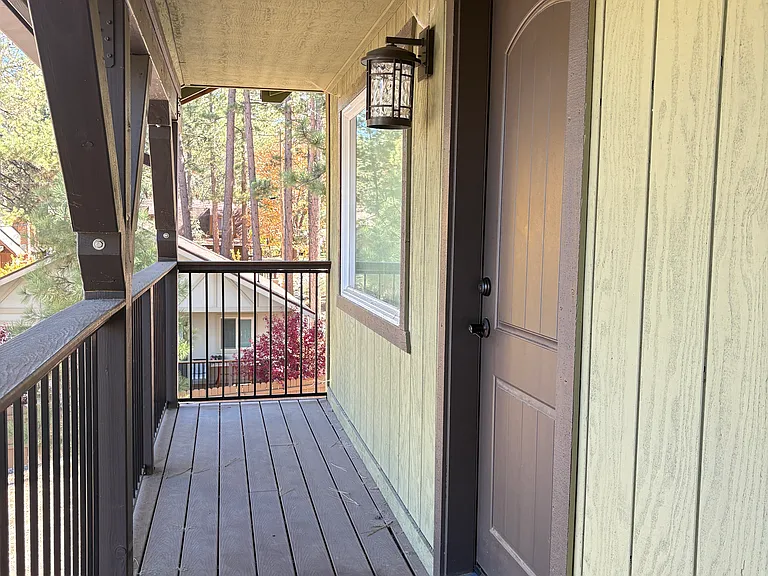 703 Modesto Ln #B — Photo 4