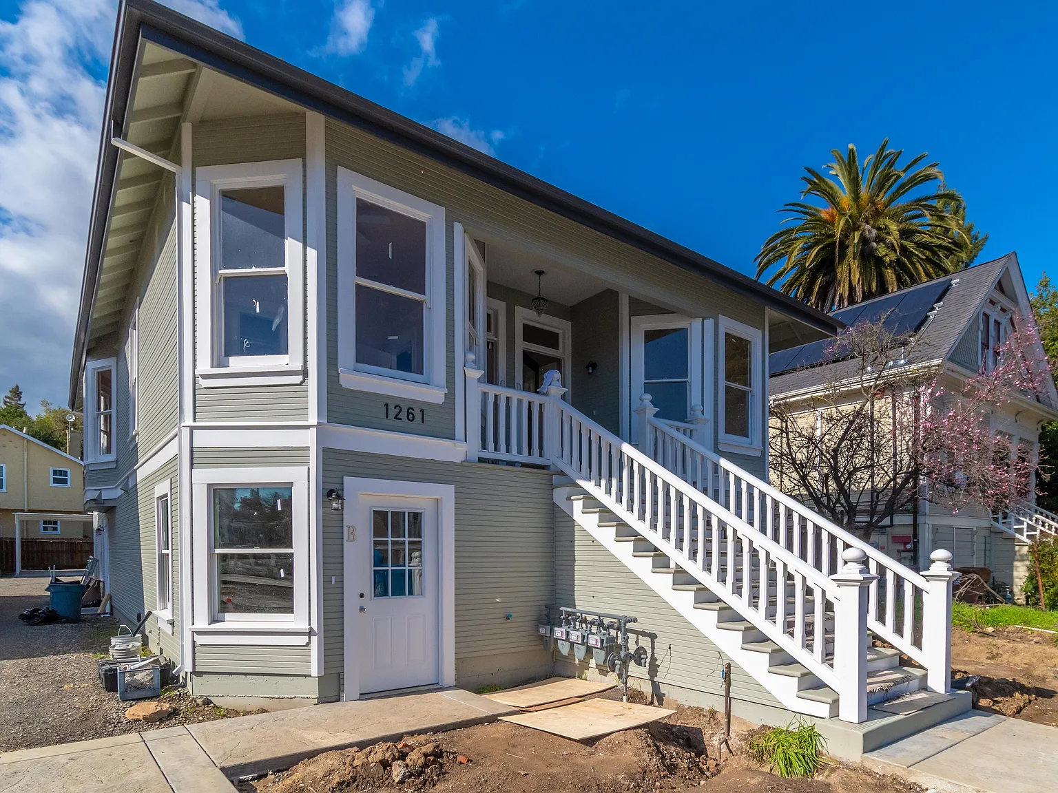 2 bed, $2,450 — Photo 1