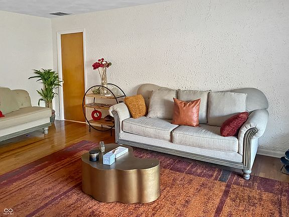 5th image of 4338 Westbourne Dr
