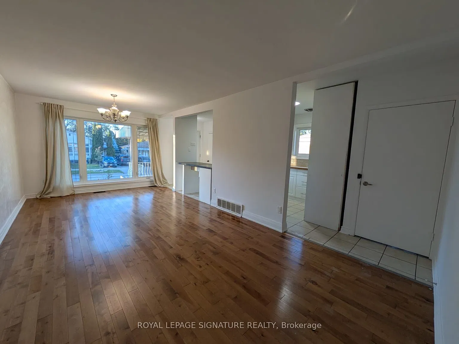 3 bed, $2,600 — Photo 2