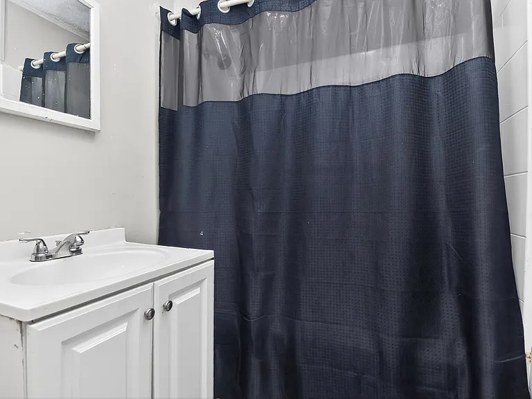 340 Clay St — Photo 15