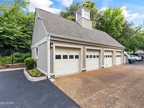 3rd image of 538 Riverfront Way