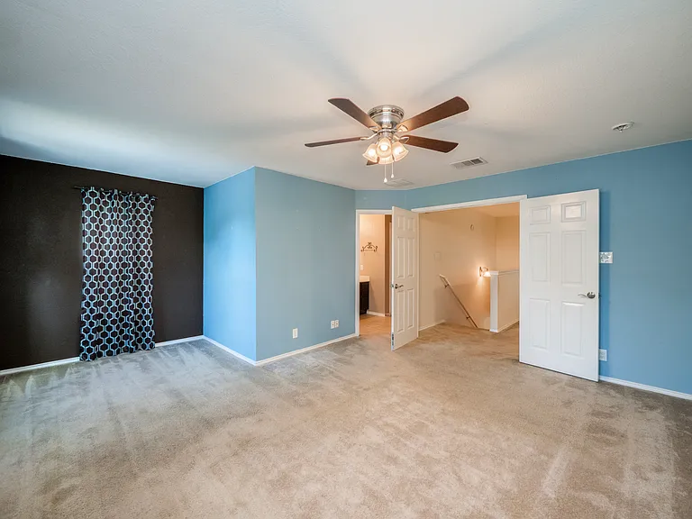 141 Clover Cv — Photo 24
