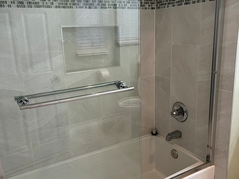 2732 Piedmont Ave #11 — Photo 22