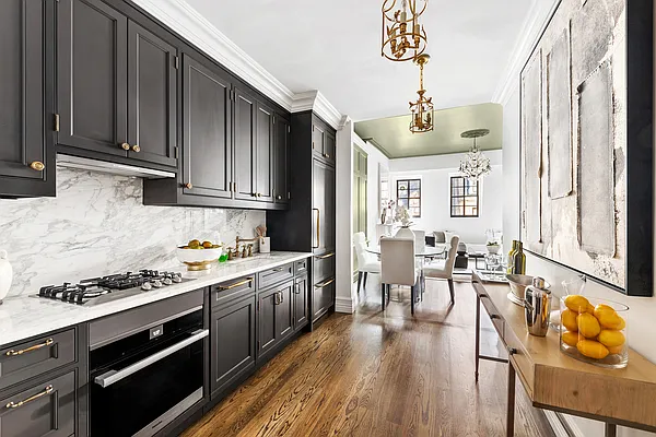 Sold by Compass | media 5