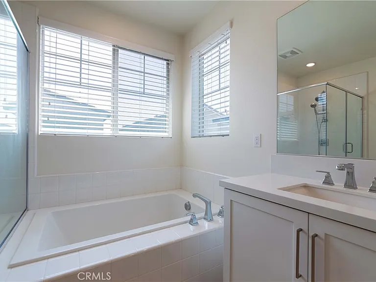 11850 Harvest Dr — Photo 26
