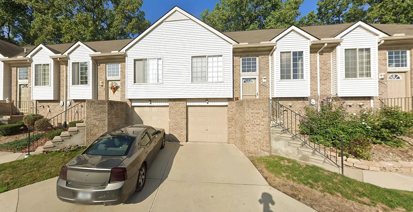 2 bed, 1118 sqft, $1,799 — Photo 1