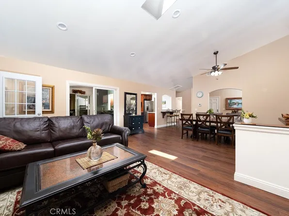 101 S Shakespeare St, Anaheim, CA 92806