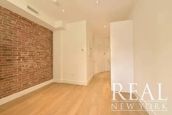 Rented by REAL New York | media 37