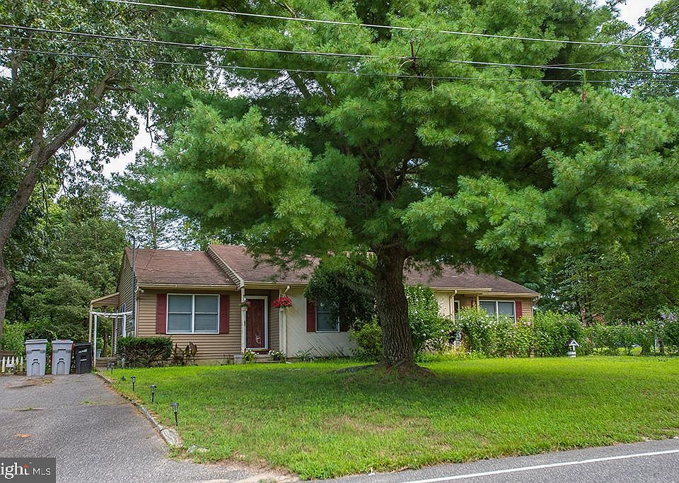 2nd image of 2729 Brunetta Dr