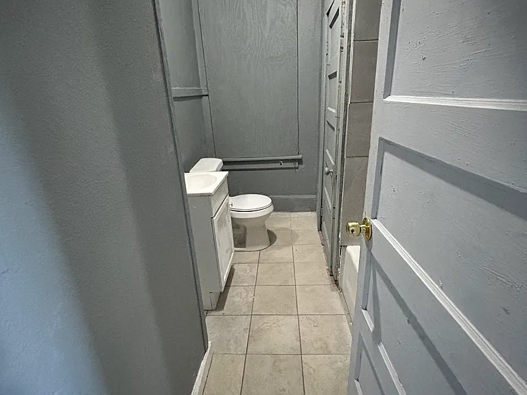 514 E 12th Ave #B — Photo 9