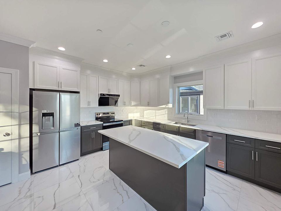 1st image of 149 Hull Ave #2