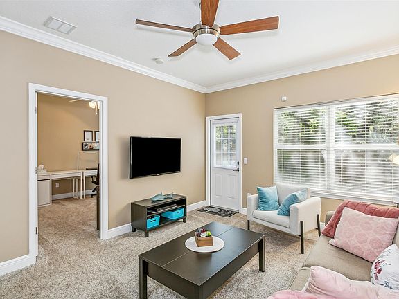5th image of 2204 Hadleigh Hills Ct