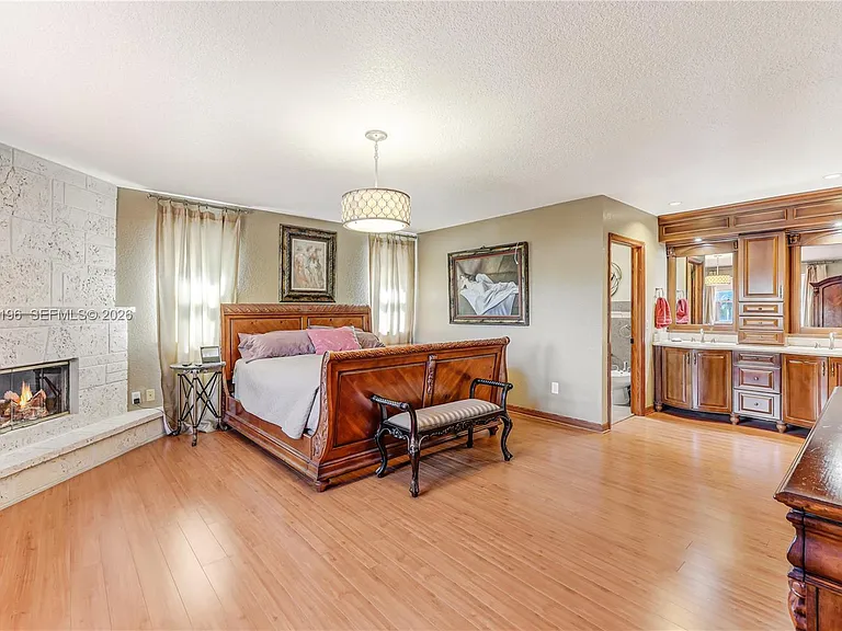 16520 SW 272nd St — Photo 33