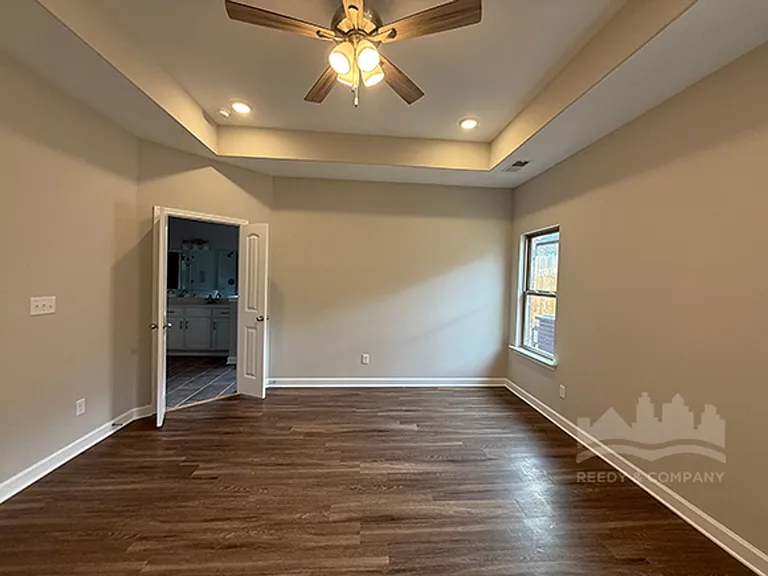 480 Maple St — Photo 10