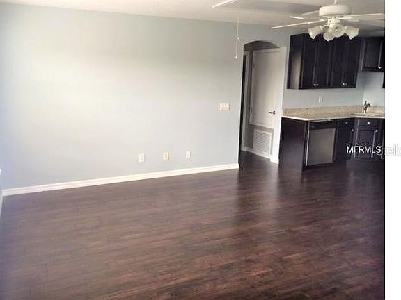 4th image of 117 Celebration Blvd #B