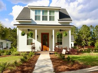 110 Hamlet Cir, Saint Marys, GA 31558