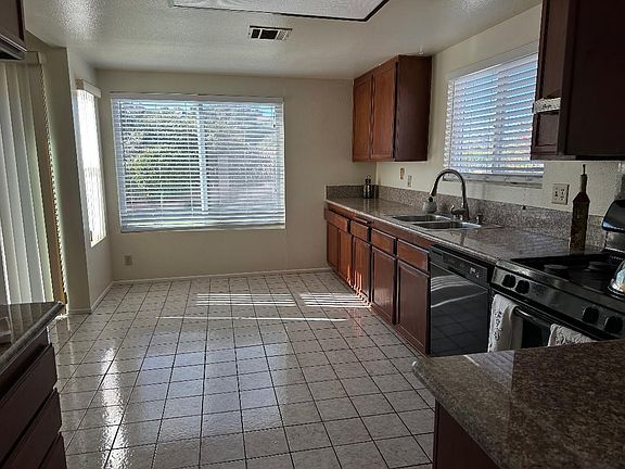 2nd image of 2417 Hillman Ln