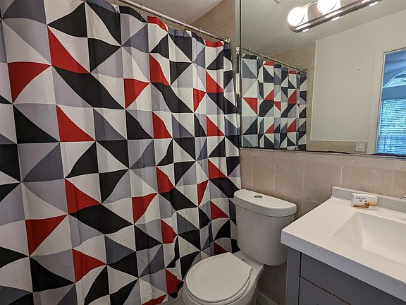 2nd image of 914 Coral Club Drive #914