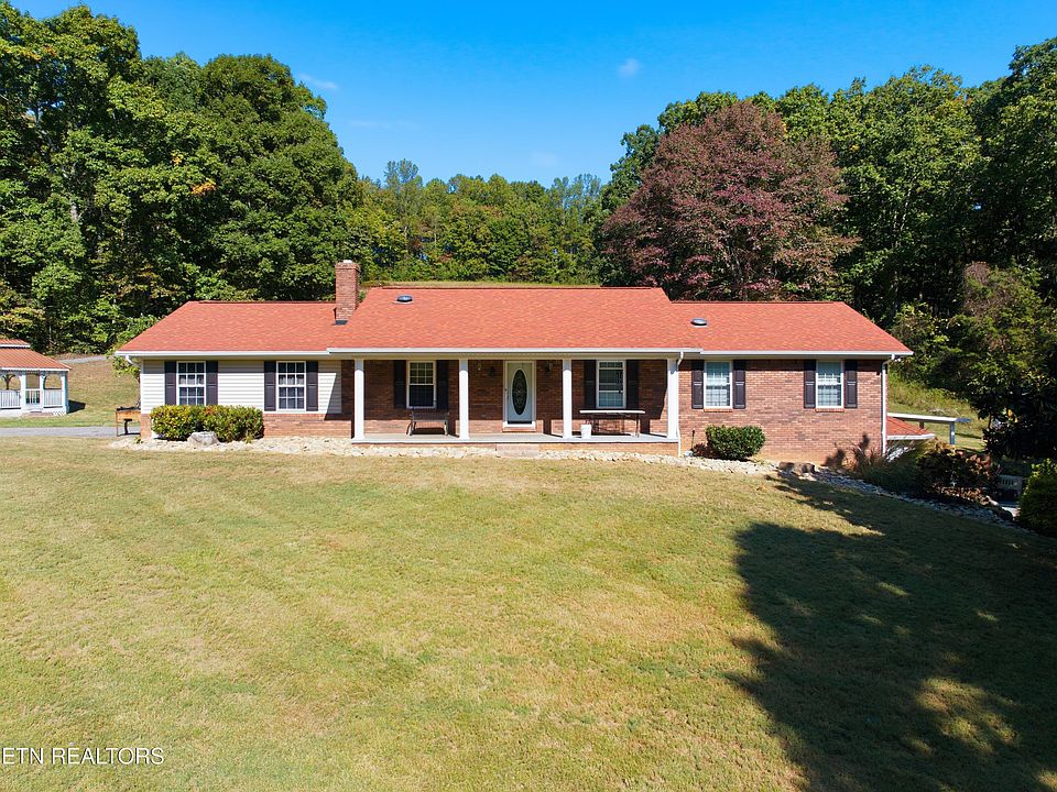 1st image of 331 Hubbs Grove Rd