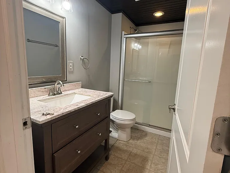908 Shaula Dr — Photo 5