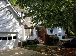 3724 Carnegie Ln, Raleigh, NC 27612