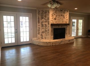 13565 Wayside Dr, Beaumont, TX 77713
