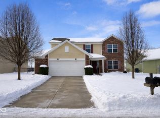 2509 Cedarmill Dr, Franklin, IN 46131