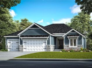 4021 NE Troon Dr, Lees Summit, MO 64064