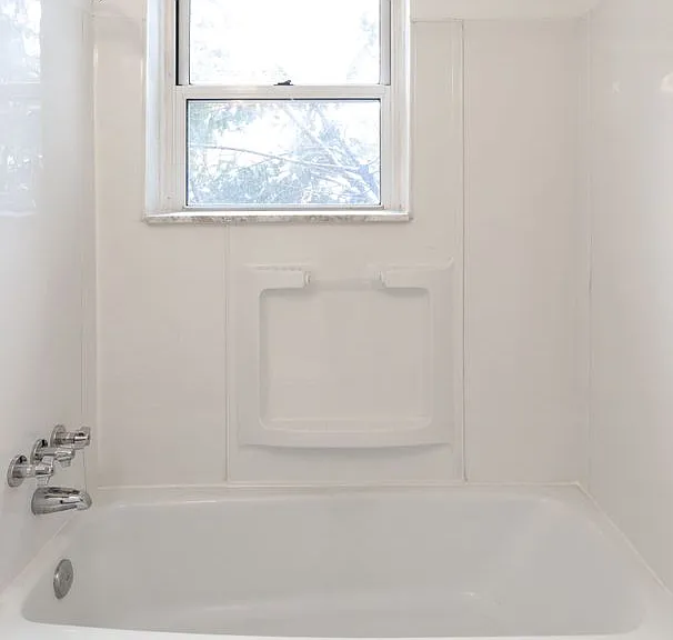 Brookside Apartments — Photo 14