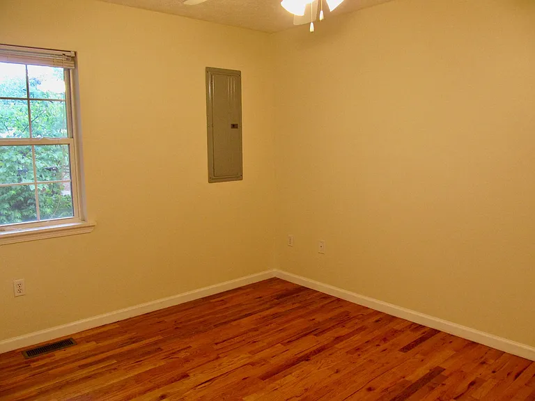 206 Gatchell St #2 — Photo 8