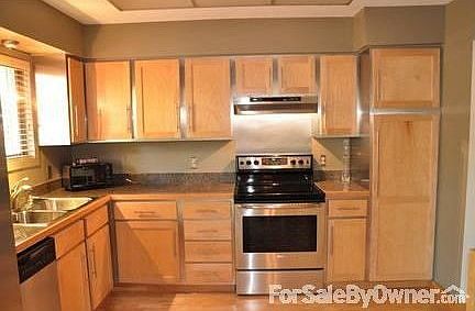4th image of 13065 Ames Ave
