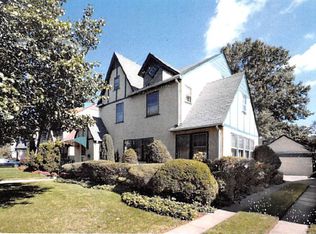 102 Marlborough Rd, West Hempstead, NY 11552