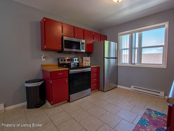 5th image of 631 29th St W
