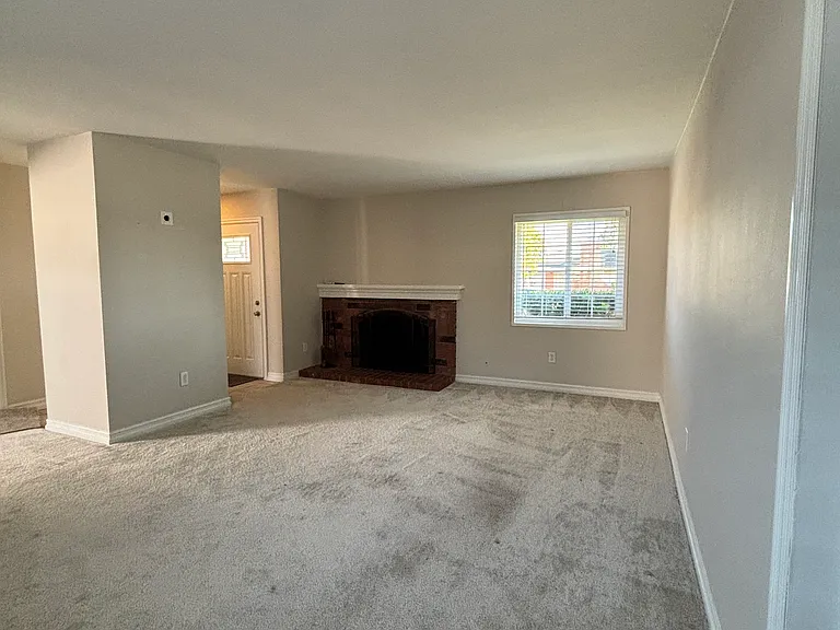 18171 Mandarin Ln #A — Photo 8