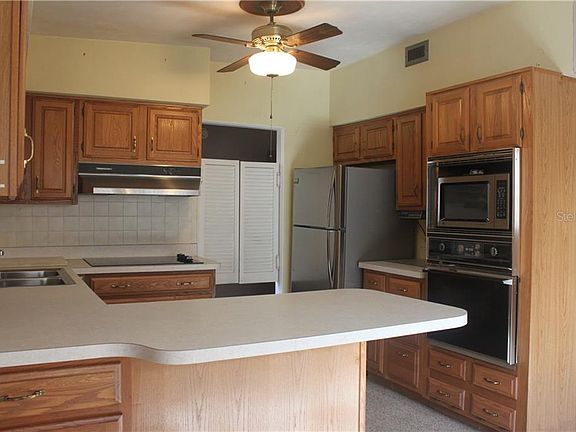 5th image of 4955 Lake Cecile Dr