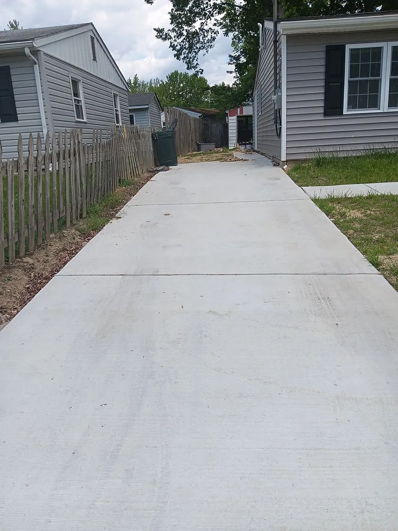 Renovated 3 Bed 2 Bath Single-Family Home in Aberdeen — Photo 2