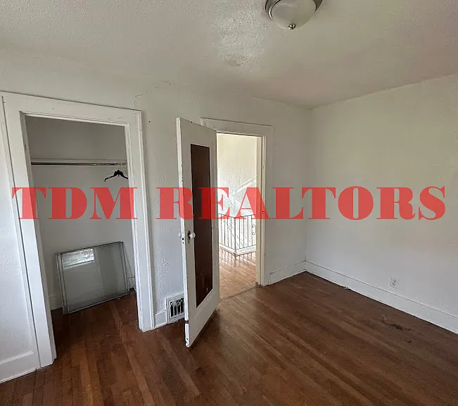 125 W McClellan St — Photo 11