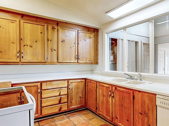 3rd image of 3108 Wilder Road