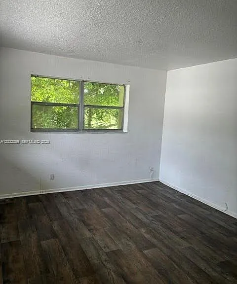 7831 Colony Cir N #201 — Photo 7