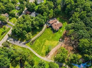 20 Calais Rd, Randolph, NJ 07869