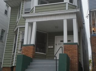 137 Carteret Ave #1, Jersey City, NJ 07305