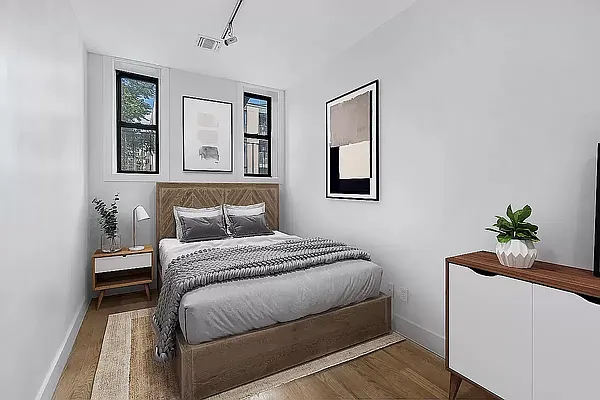 Bedroom, photo 2