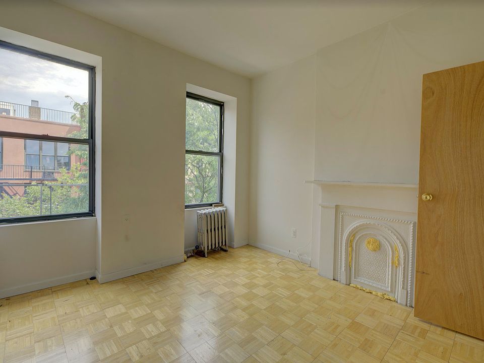 1st image of 515 E 83rd St #3D