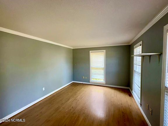 4th image of 3225 Grey Leaf Drive