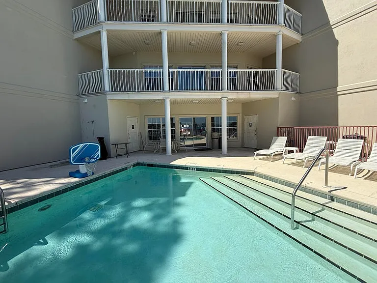 5 Laguna St #104 — Photo 26