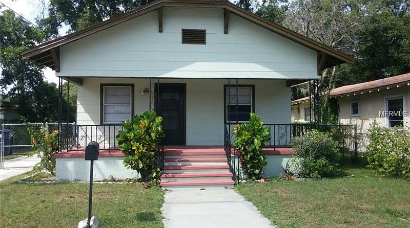 1st image of 910 E Ida St