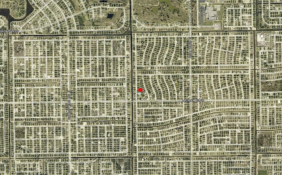 2nd image of 707 Fox Trail Ct