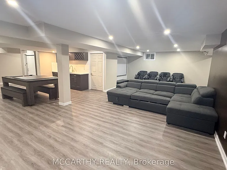124 Johnson Dr — Photo 43