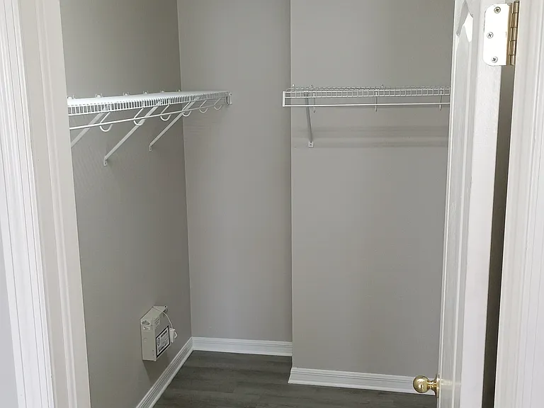5114 Windingbrook Trl — Photo 9